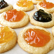 Shortbread Cookies with Really Good fruit spreads